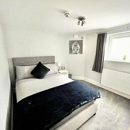 Lymm Living Hotel Warrington  Exterior photo